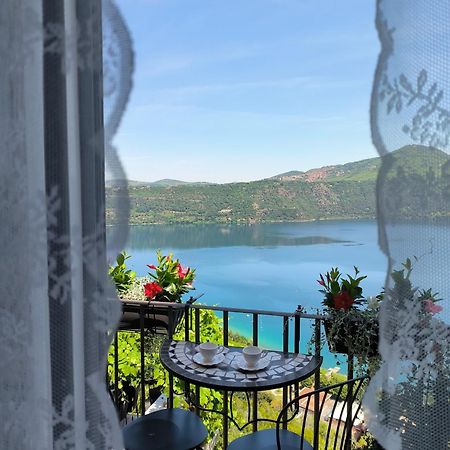 B&B Carpe Diem Vista Lago カステル・ガンドルフォ エクステリア 写真